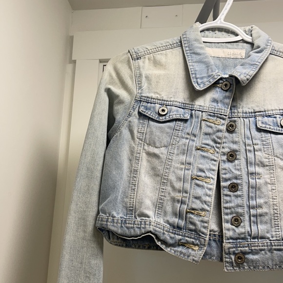 Liqiud crop Jean jacket - Picture 2 of 4